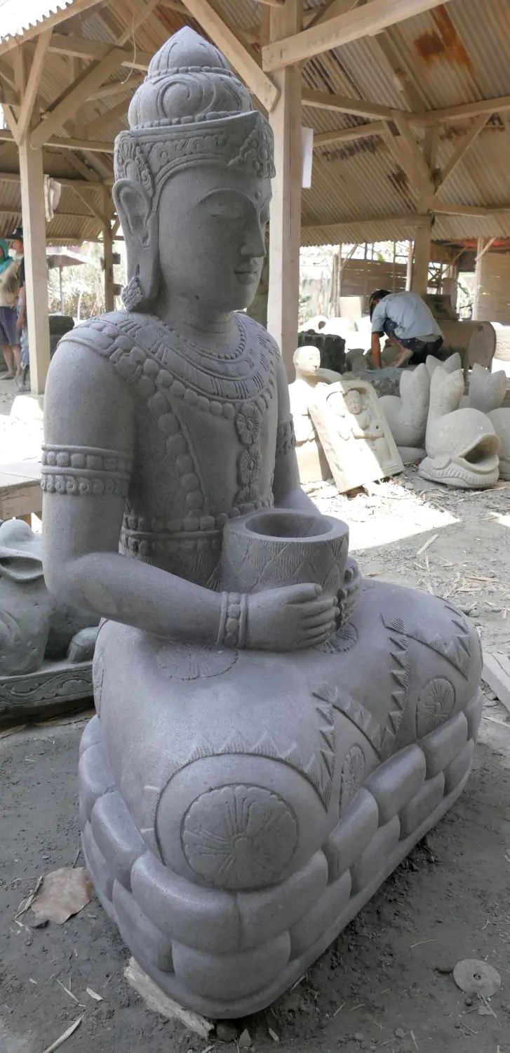  Product image 4 of the product “Seated Buddha in Thai style made of Riverstone, Holds a vessel in his hands, H. 154cm. ”